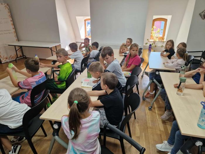 968ef301-27ee-4dd6-ba27-67bc7cfb9486