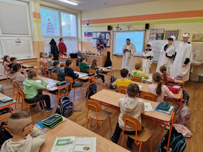 ab0a2366-2c6b-4f90-a410-8045b980d10f