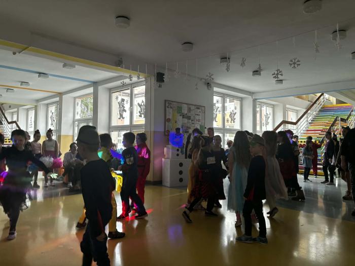 6d4acefb-7ac4-4fc1-bf0f-be8244dfcd22