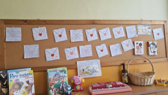 Slovenčina ako hra: Snehové gule plné slovných druhov